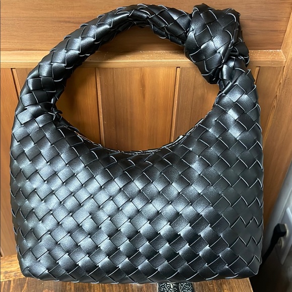 Ophelia Roe Handbags - Ophelia Roe Black Knotted Handle Bag Purse NWT